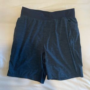 Lulu The shorts medium 9” inseam lined blue